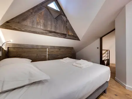 Duplex 6 pers. rénové, accès direct pistes à Val-d'Isère : photo 9
