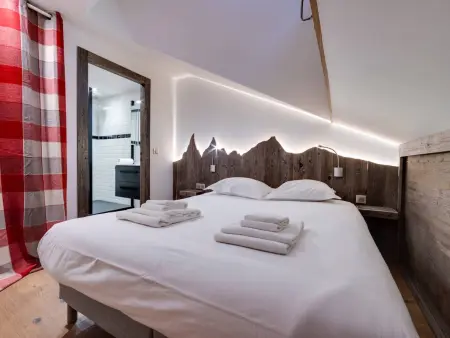 Duplex 6 pers. rénové, accès direct pistes à Val-d'Isère : photo 11