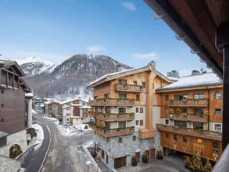 Duplex 6 pers. rénové, accès direct pistes à Val-d'Isère : photo 16