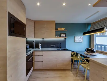 Appartement rénové ski aux pieds à Val-d'Isère : photo 2