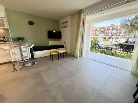 Appartement 2 pièces climatisé avec terrasse - Port Grimaud : photo 6