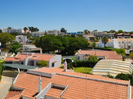 Appartement 2 chambres avec piscine à 900m de la Plage d'Oura : photo 3