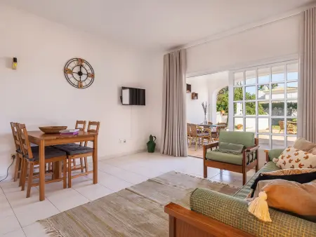 Appartement Acacia - Terrasse jardin & piscine aux Salgados : photo 10