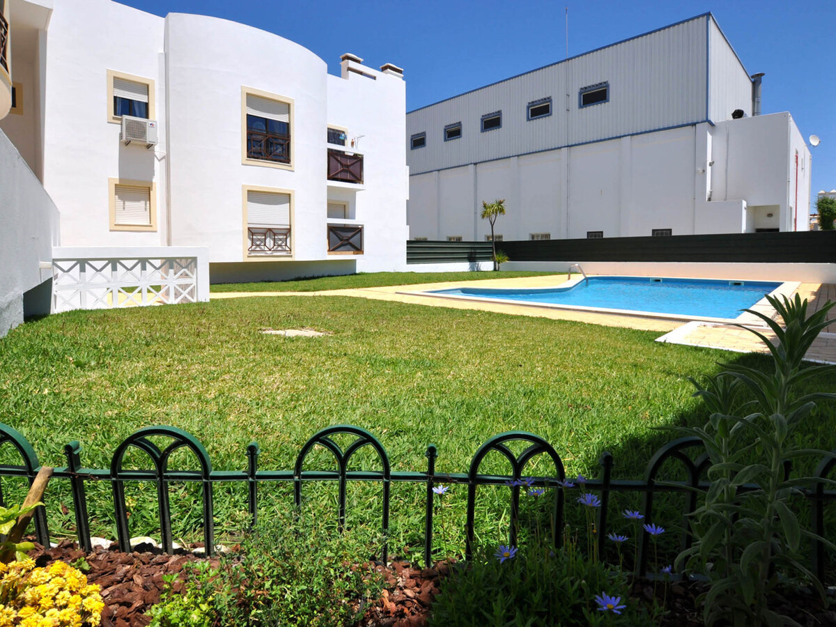 Waves Apartment — T2 moderne terrasse BBQ à Albufeira - Photo 28