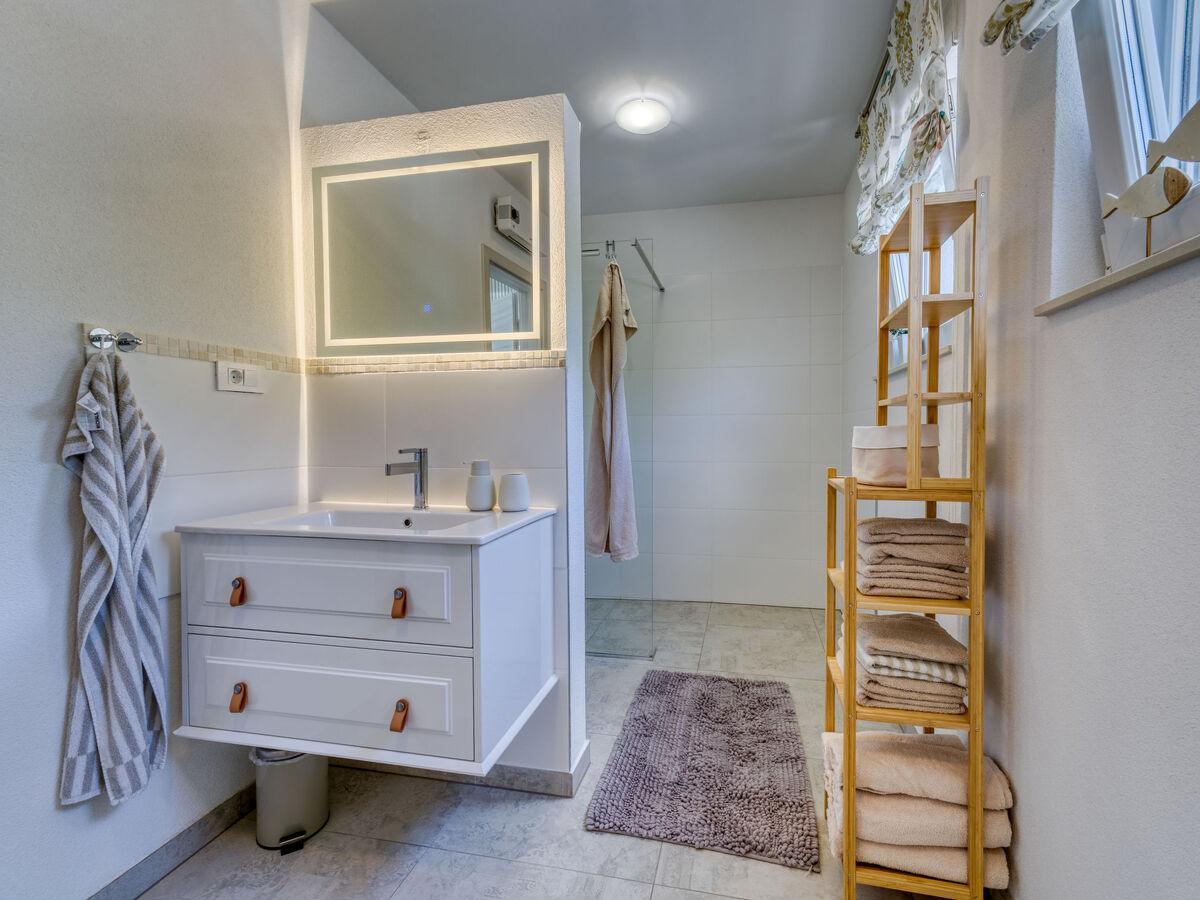 Maison Providenca avec piscine privée à Brseč - Photo 49