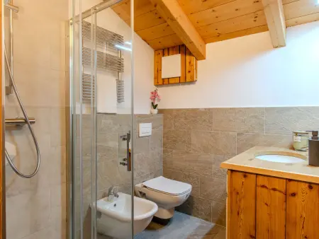 Olivo – Appartement 80 m² Sorico, terrasse et jardin : photo 19