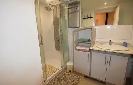 Studio 33 m² village provençal, portes du Verdon : photo 11