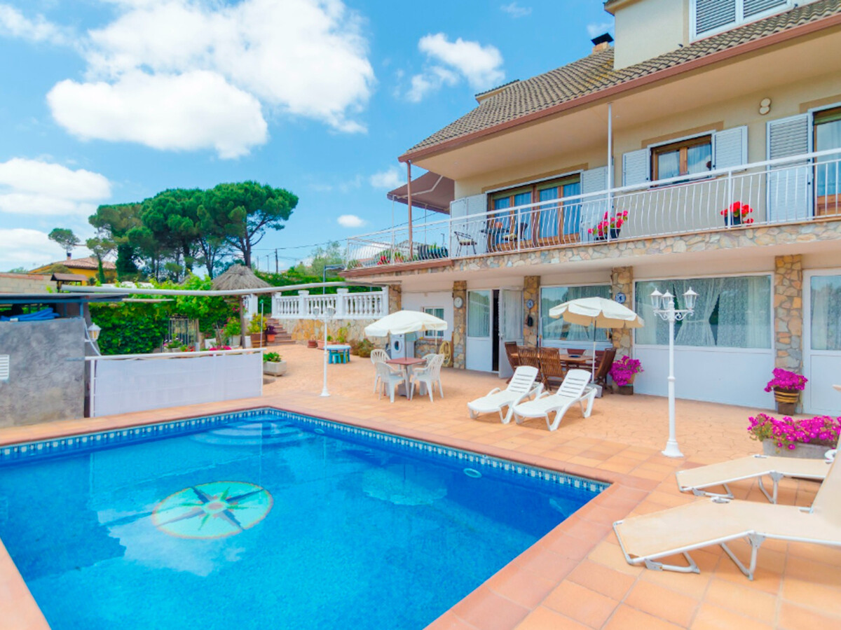 Villa 5 chambres piscine eau salée près Costa Brava - Photo 2