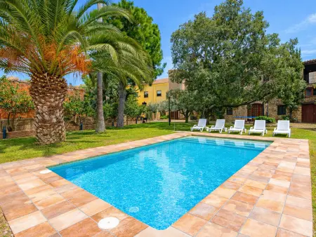 Villa catalane 7 chambres, piscine 4x8m - 16 pers.