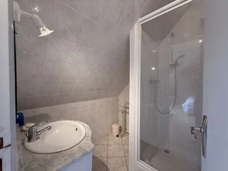 Grande maison avec parking - 9 pers., Location Maison 9 personnes à Trégastel - Photo 17