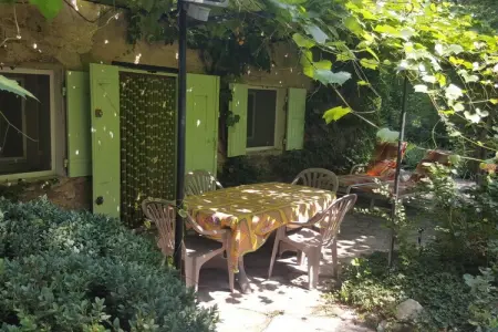 Location maison à Malaucene, Maison de vacances avec 1 chambre