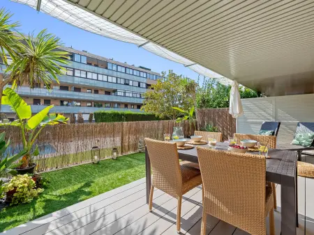 Appartement 6 pers. avec jardin privé et piscine à Salou : photo 1