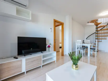 Duplex Almerimar avec terrasse privée et parking gratuit : photo 4
