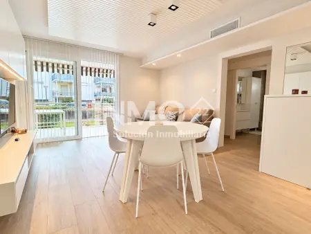 Appartement 87 m² climatisé, terrasse et parking à Cambrils : photo 3