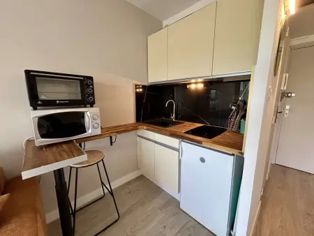 Studio rénové avec terrasse vue dégagée - Cap d'Agde : photo 3