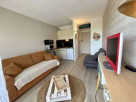 Studio rénové avec terrasse vue dégagée - Cap d'Agde : photo 7