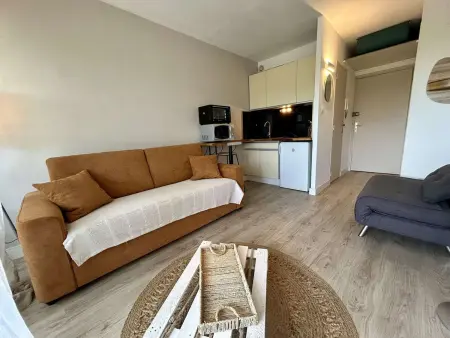 Studio rénové avec terrasse vue dégagée - Cap d'Agde : photo 8