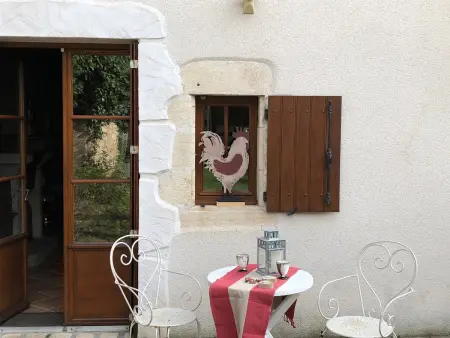 Location gite à Saint Amand Montrond, Gîte confortable au centre-ville - 8 pers.