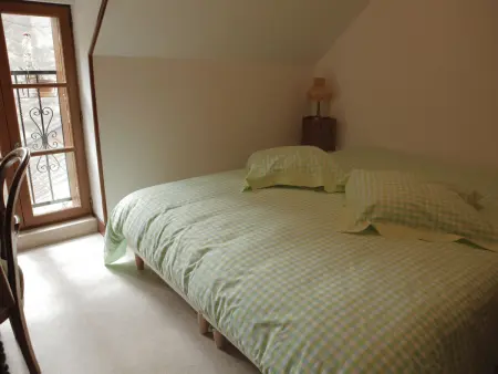 Gîte 3 chambres centre-ville avec spa et jardin clos : photo 13
