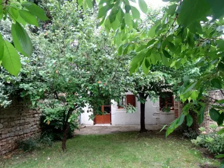 Gîte 3 chambres centre-ville avec spa et jardin clos : photo 20
