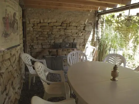 Gîte 3 chambres centre-ville avec spa et jardin clos : photo 24