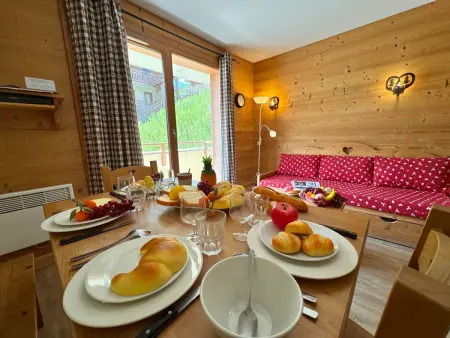 Appartement 32m² vue montagne, skis aux pieds - Vars : photo 4