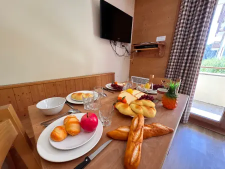 Appartement 32m² vue montagne, skis aux pieds - Vars : photo 7