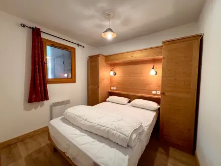 Appartement 32m² vue montagne, skis aux pieds - Vars : photo 12