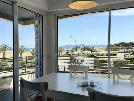 Appartement 113 m² vue mer à 20 m de la plage : photo 2