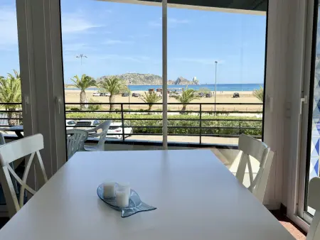 Appartement 113 m² vue mer à 20 m de la plage : photo 3