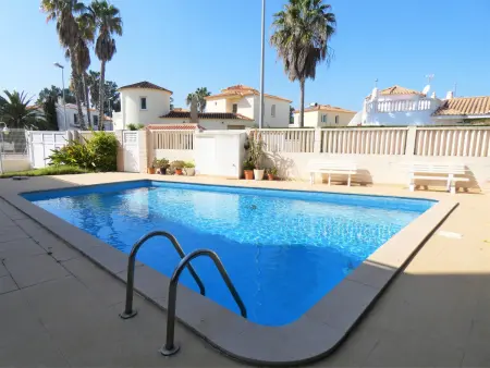 Appartement 4 pers., 2 ch., piscine à Oliva Nova : photo 2