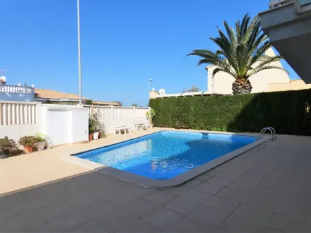 Appartement 4 pers., 2 ch., piscine à Oliva Nova : photo 3