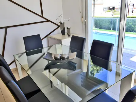 Appartement 78 m² près de la plage à Oliva avec piscine : photo 1