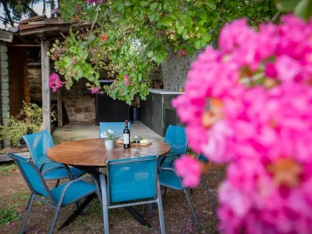 Petit Vingne : maison avec piscine privée près d'Aubeterre, Edon : photo 3