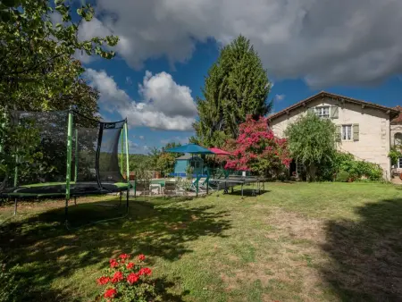 Petit Vingne : maison avec piscine privée près d'Aubeterre, Edon : photo 30