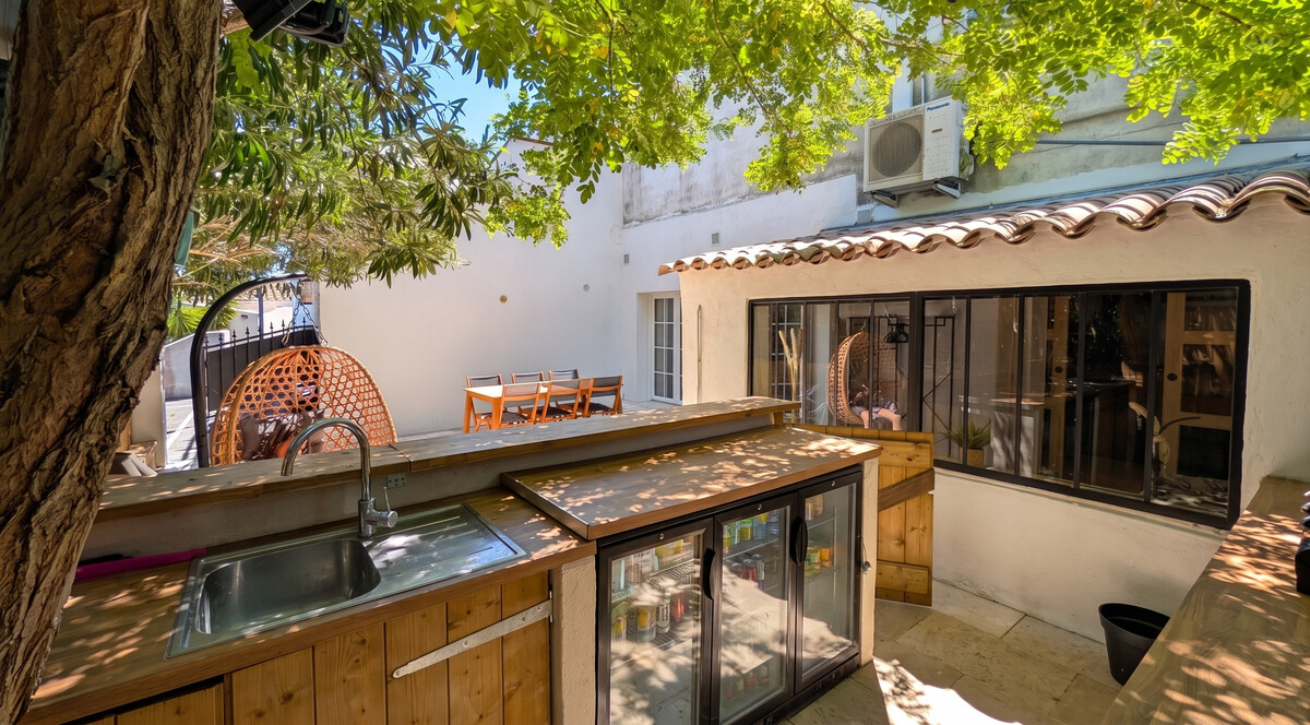 Maison 3 chambres avec piscine partagée près de la Camargue - Photo 2