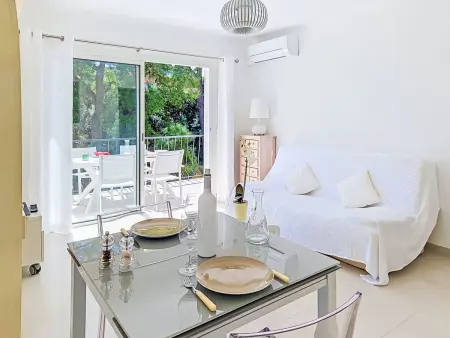 Le Val des Pins - Appartement 2p avec terrasse mer : photo 6