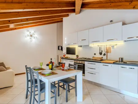 Nido nel Vicolo - Appartement 75m² à 70m du lac : photo 7