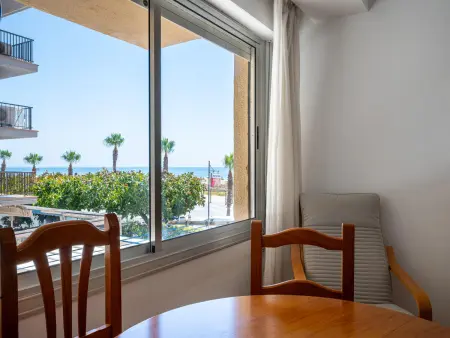 Appartement première ligne de plage à Torredembarra : photo 3