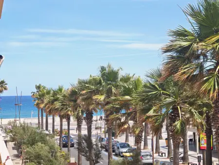 T3 63m² vue mer et montagne à Canet-en-Roussillon : photo 1