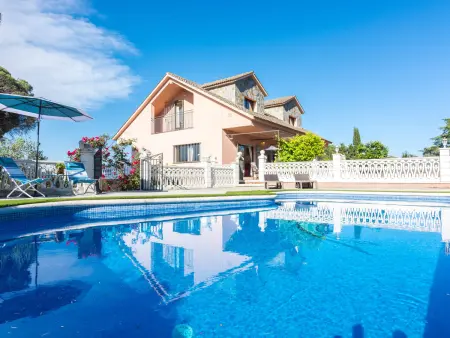 Location villa à Tordera, Maison vue montagne, piscine - 10 pers.