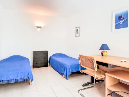 Appartement 3 chambres avec terrasse 25 m² à Six-Fours : photo 32