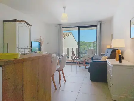 Appartement rénové 2024 à 400 m de la mer : photo 7