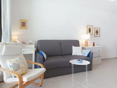 Appartement rénové 2024 à 400 m de la mer : photo 13