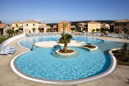 Maison 2 chambres avec piscine à Fabrègues