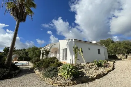 Casa Sonho : maison avec piscine d'eau salée à Estoi : photo 2