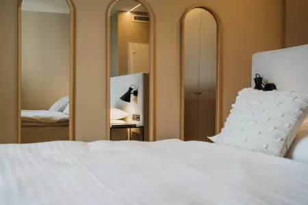 Appartement 65 m² à Meran, vue sur la ville et balcon : photo 12