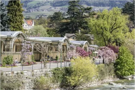 Appartement 65 m² à Meran, vue sur la ville et balcon : photo 21