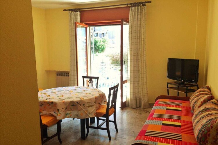 Appartement Salvia : 1 chambre, balcon, parking à Deiva Marina - Photo 4