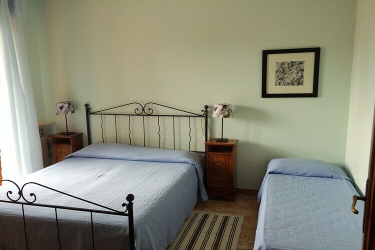 Appartement Rosmarino à Deiva Marina, 2 ch, balcons - Photo 5